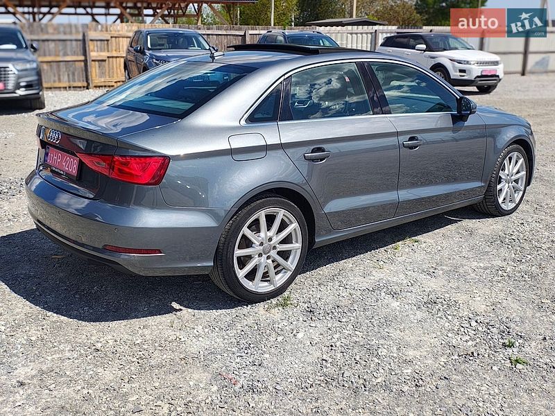 Седан Audi A3 2015 в Ровно