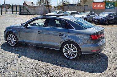 Седан Audi A3 2015 в Ровно