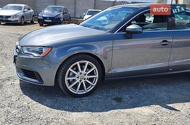 Седан Audi A3 2015 в Ровно