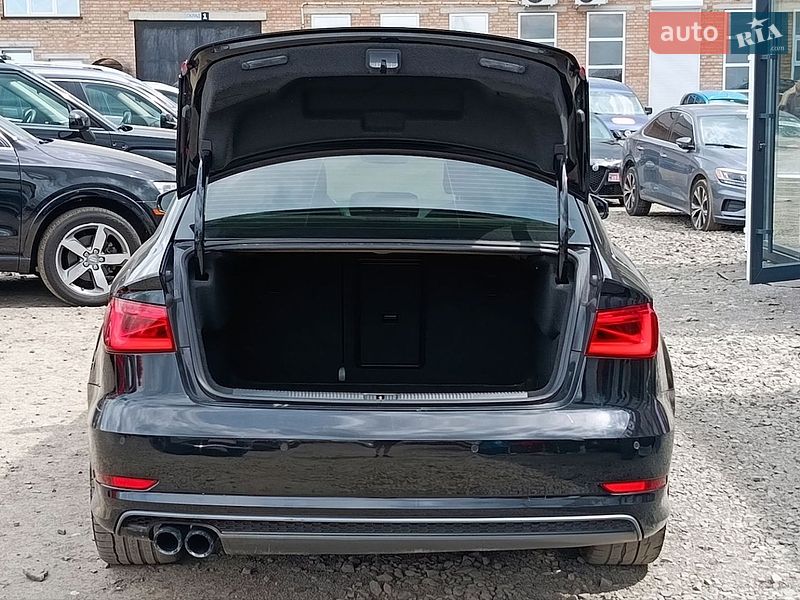 Седан Audi A3 2015 в Луцьку