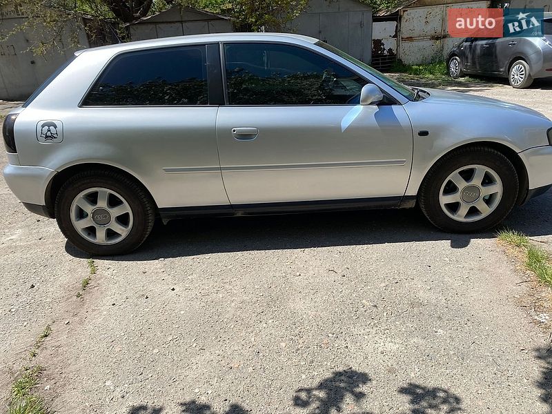 Хетчбек Audi A3 2001 в Одесі