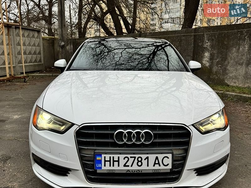 Седан Audi A3 2015 в Одессе