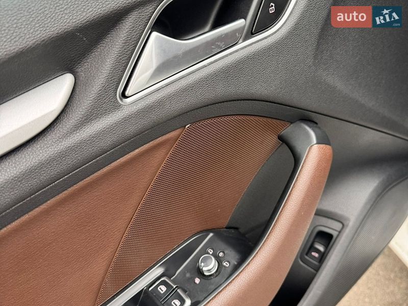 Седан Audi A3 2015 в Одессе
