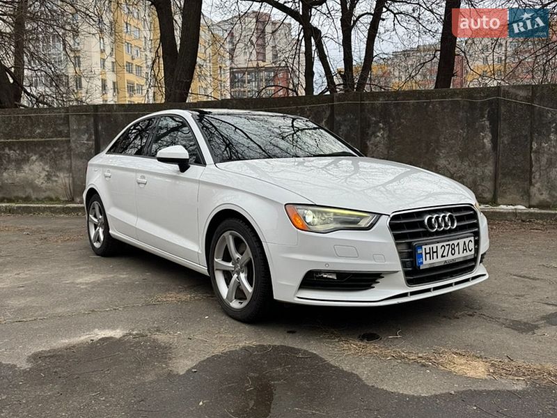 Седан Audi A3 2015 в Одессе