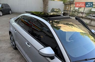 Седан Audi A3 2020 в Киеве