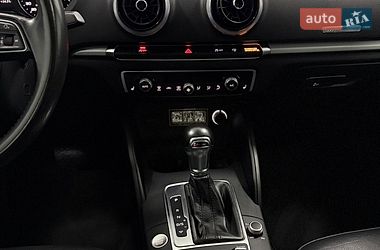 Седан Audi A3 2016 в Одессе