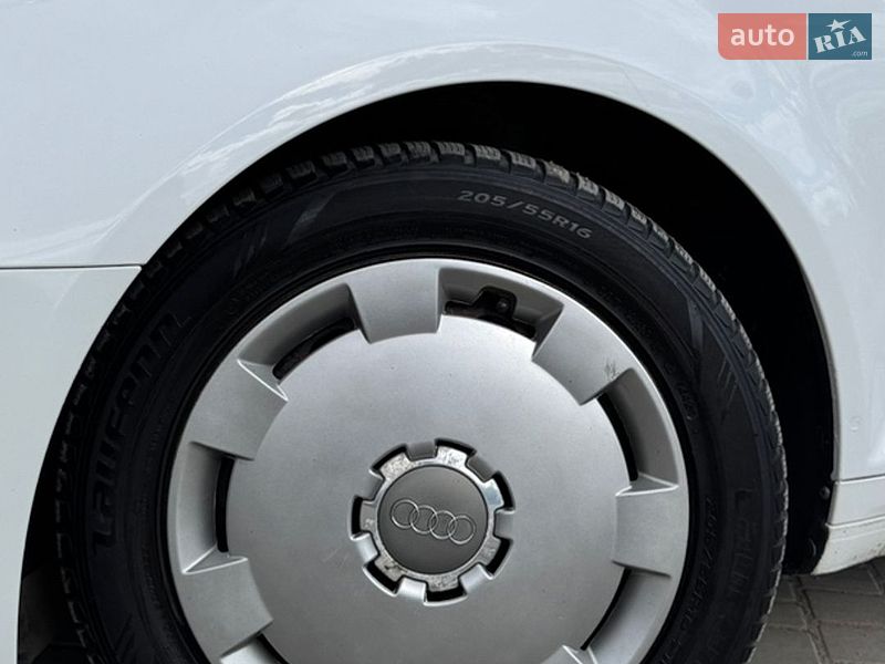 Хетчбек Audi A3 2012 в Кам'янець-Подільському
