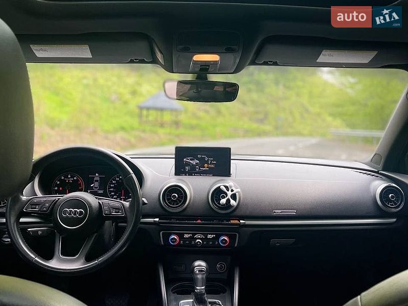 Седан Audi A3 2017 в Хмельницком