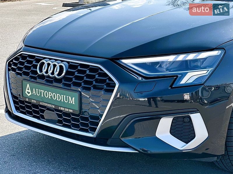 Хэтчбек Audi A3 2021 в Киеве