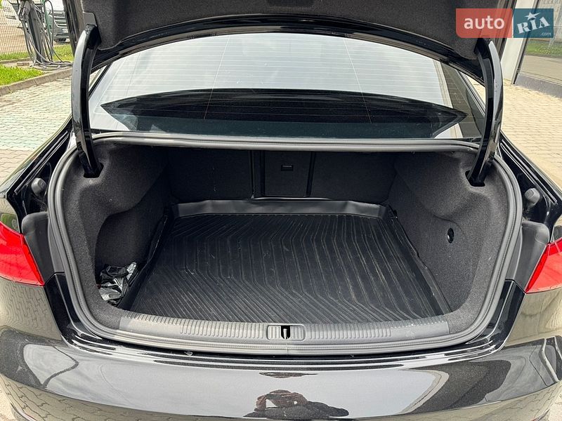 Седан Audi A3 2014 в Хмельницком