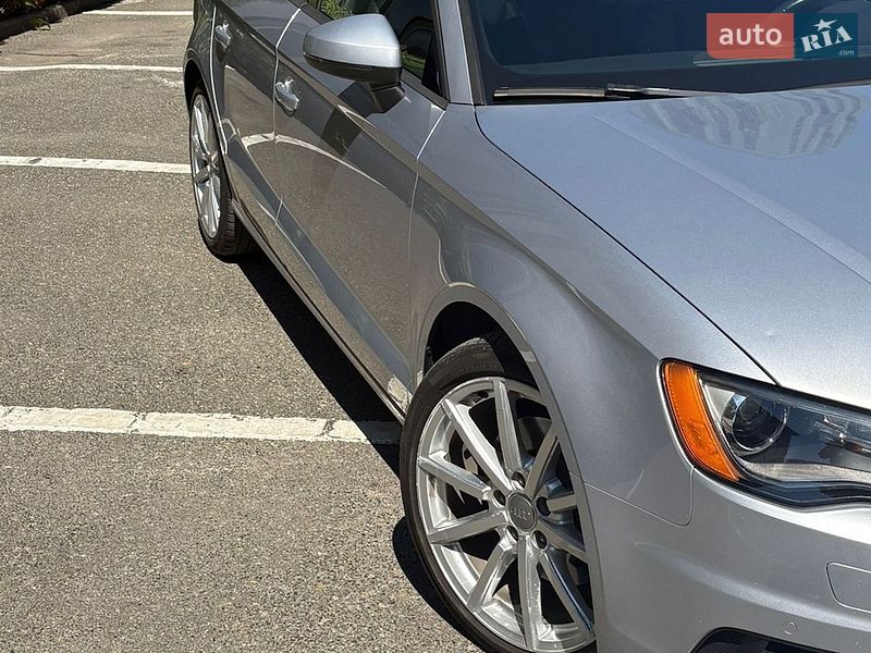 Седан Audi A3 2015 в Киеве