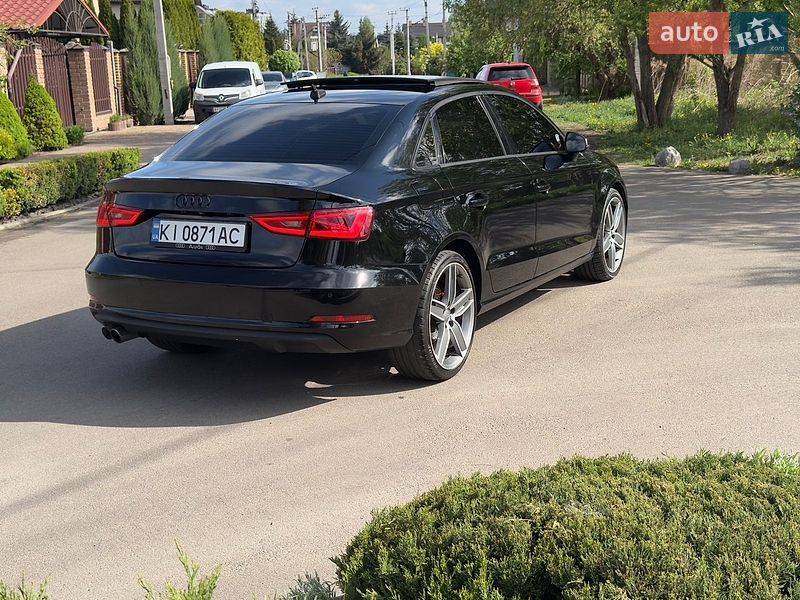 Седан Audi A3 2016 в Киеве