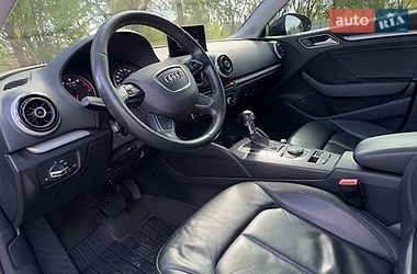 Седан Audi A3 2016 в Киеве