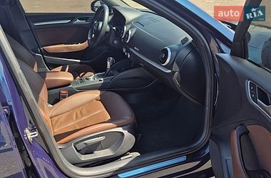 Седан Audi A3 2017 в Киеве