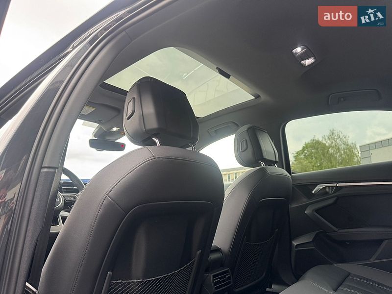 Седан Audi A3 2022 в Чернівцях