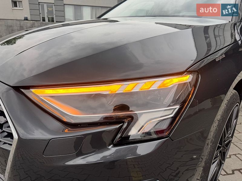 Седан Audi A3 2022 в Чернівцях