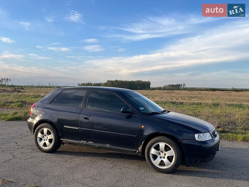 Хетчбек Audi A3 2000 в Кролевці