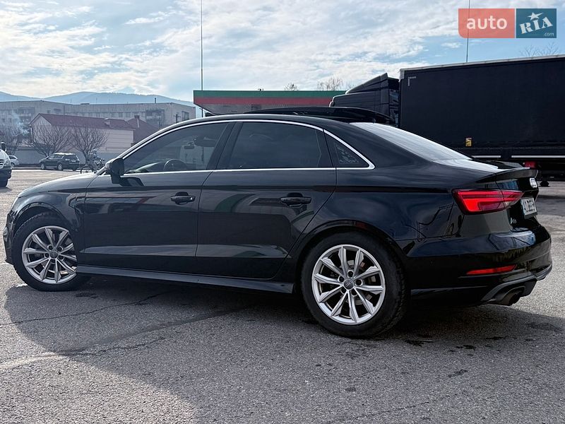 Седан Audi A3 2017 в Сваляве
