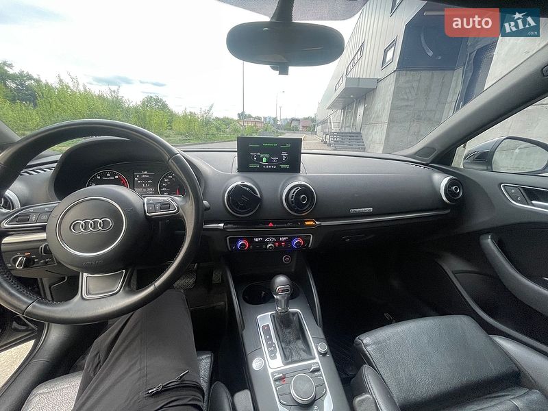 Седан Audi A3 2014 в Киеве