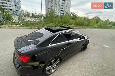 Седан Audi A3 2014 в Киеве