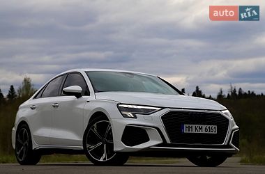 Седан Audi A3 2021 в Трускавці