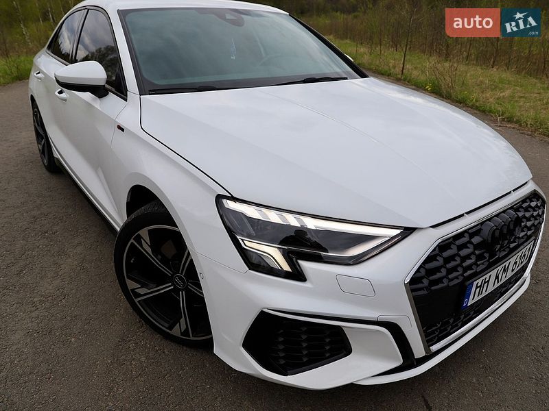 Седан Audi A3 2021 в Трускавці