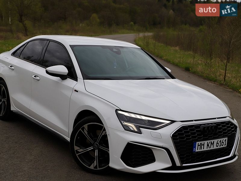 Седан Audi A3 2021 в Трускавці