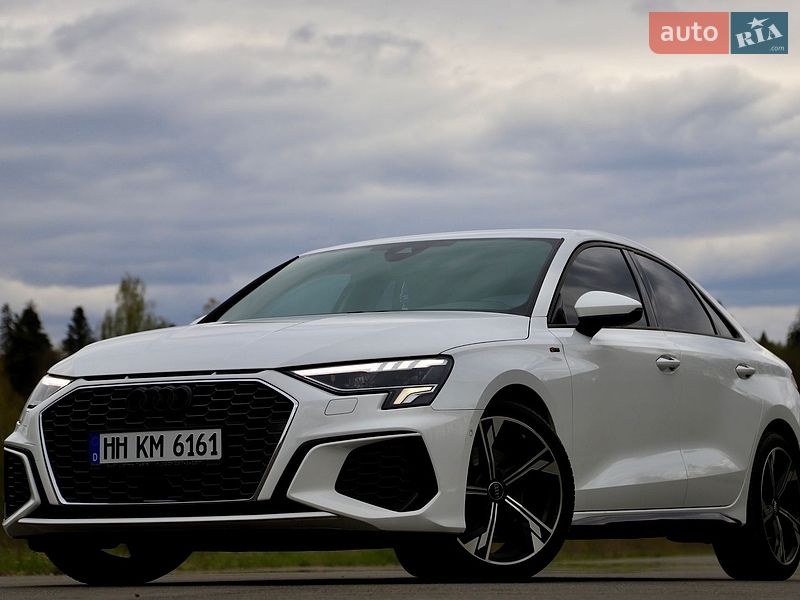 Седан Audi A3 2021 в Трускавці