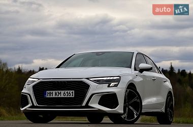 Седан Audi A3 2021 в Трускавці