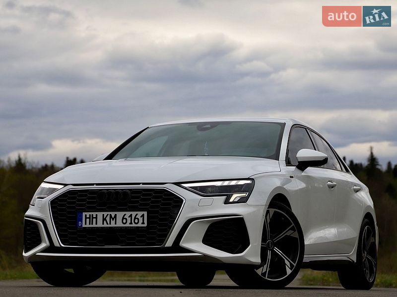 Седан Audi A3 2021 в Трускавці