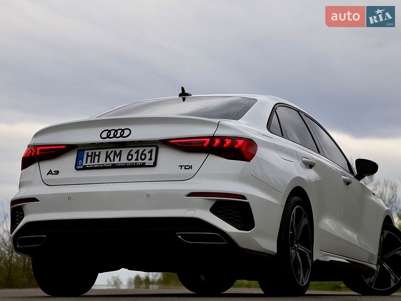 Седан Audi A3 2021 в Трускавці