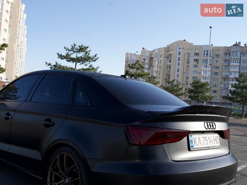 Седан Audi A3 2015 в Николаеве