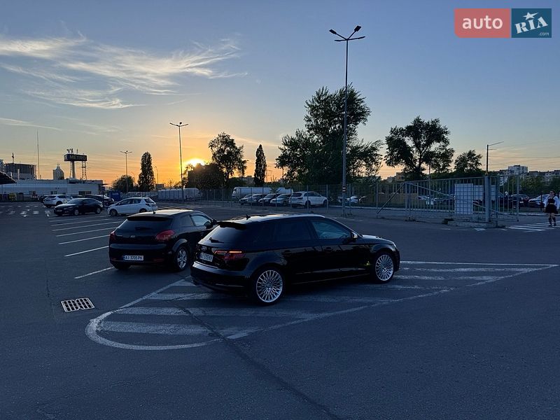 Хэтчбек Audi A3 2016 в Киеве фото 3 Хэтчбек Audi A3 2016 в Киеве