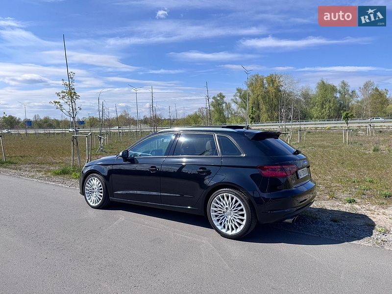Хэтчбек Audi A3 2016 в Киеве фото 4 Хэтчбек Audi A3 2016 в Киеве