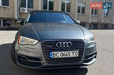 Хетчбек Audi A3 2015 в Львові