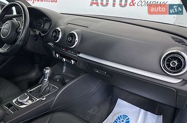 Седан Audi A3 2016 в Львове