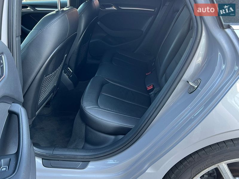Седан Audi A3 2014 в Киеве