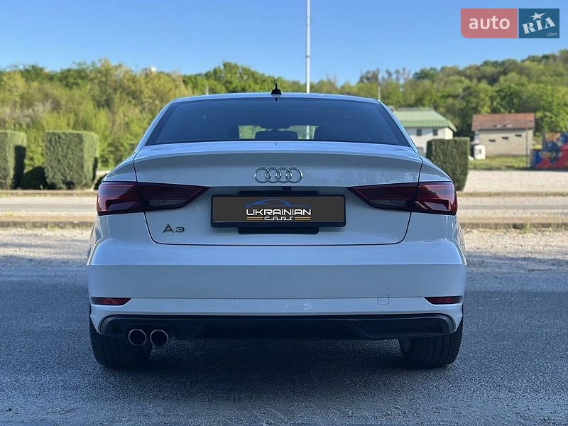 Седан Audi A3 2019 в Днепре