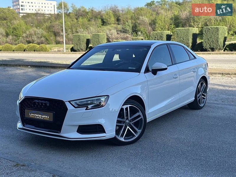 Седан Audi A3 2019 в Днепре