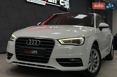 Хэтчбек Audi A3 2015 в Тернополе Хэтчбек Audi A3 2015 в Тернополе