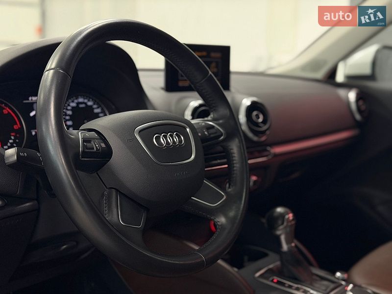 Хэтчбек Audi A3 2015 в Тернополе