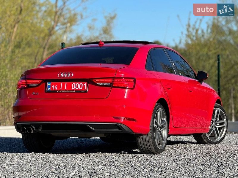 Седан Audi A3 2016 в Дрогобичі