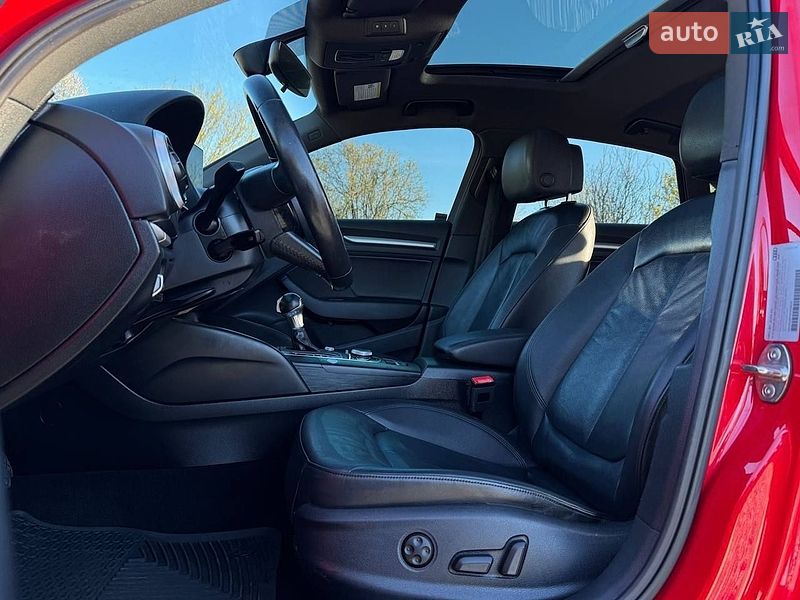 Седан Audi A3 2016 в Дрогобичі