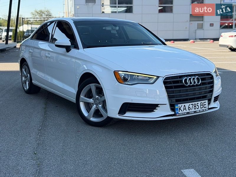 Седан Audi A3 2015 в Киеве
