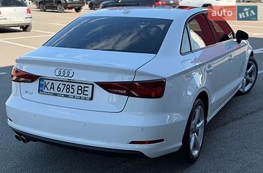 Седан Audi A3 2015 в Киеве