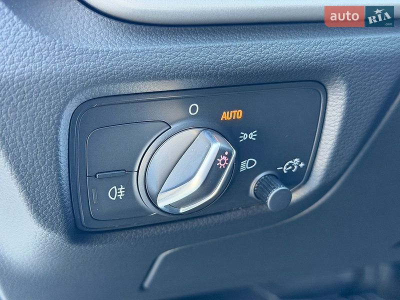 Седан Audi A3 2015 в Киеве