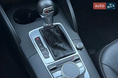 Седан Audi A3 2015 в Киеве