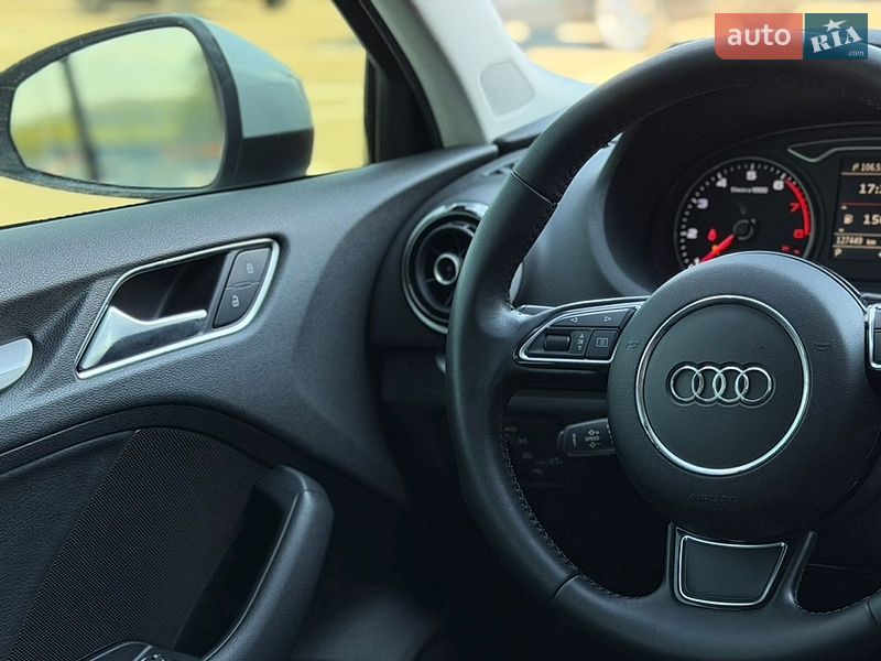 Седан Audi A3 2015 в Киеве
