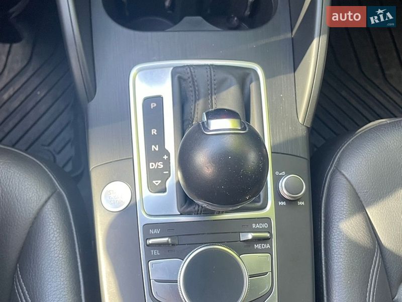 Хетчбек Audi A3 2016 в Львові
