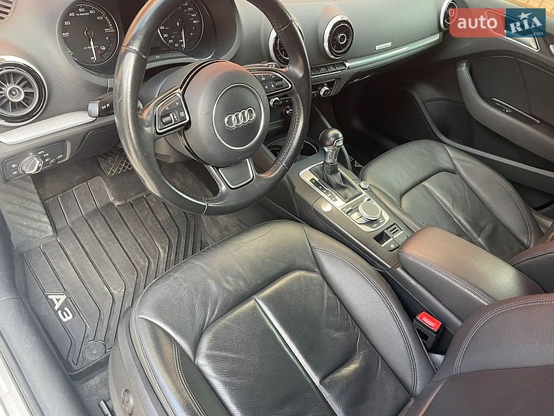 Хетчбек Audi A3 2016 в Львові